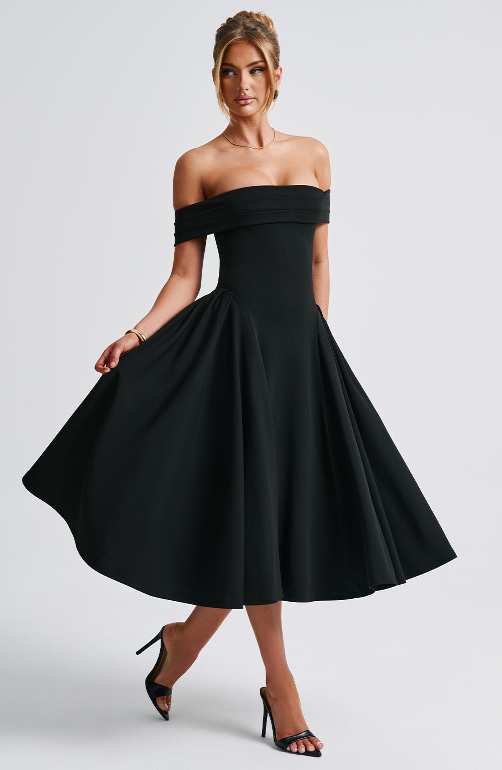 Amelia | Elegant Off-Shoulder Midi Christmas Party Dress