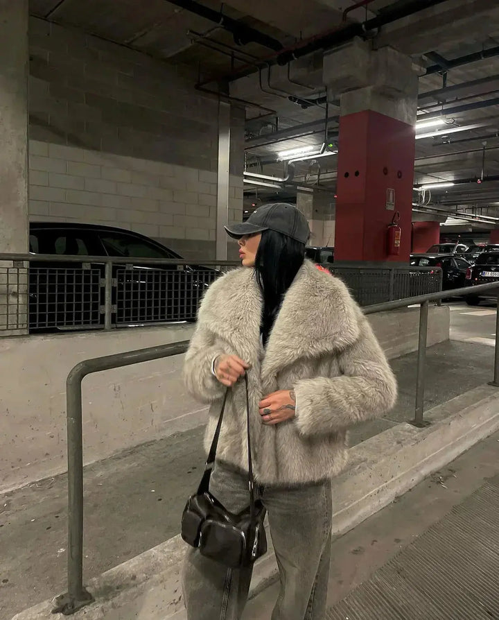 Aurora | Elegant Oversized Faux Fur Coat with Big Collar