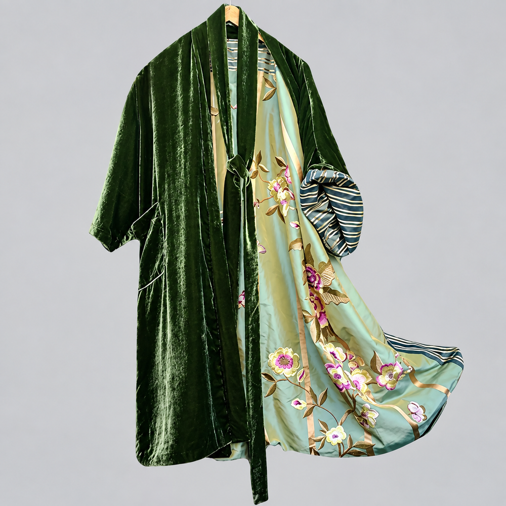 Eden | Sophisticated Velvet-Collar Floral Ladies Dressing Gowns