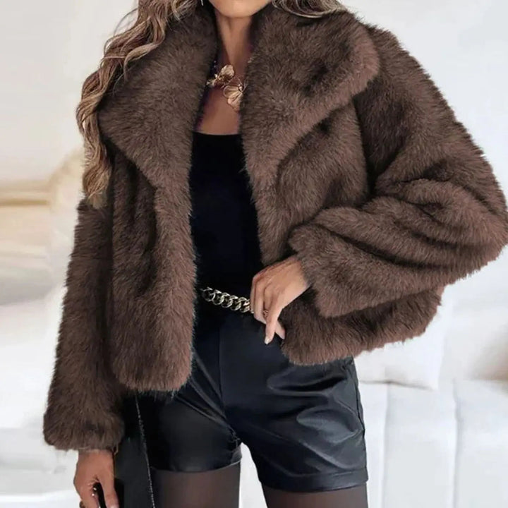 Elizabeth | Chic Cropped Faux Fur Coat with Wide Lapels