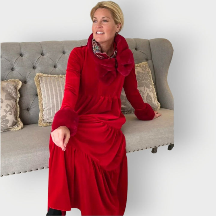 Erin | Classic Tiered Velvet Maxi Dress with Long Sleeves