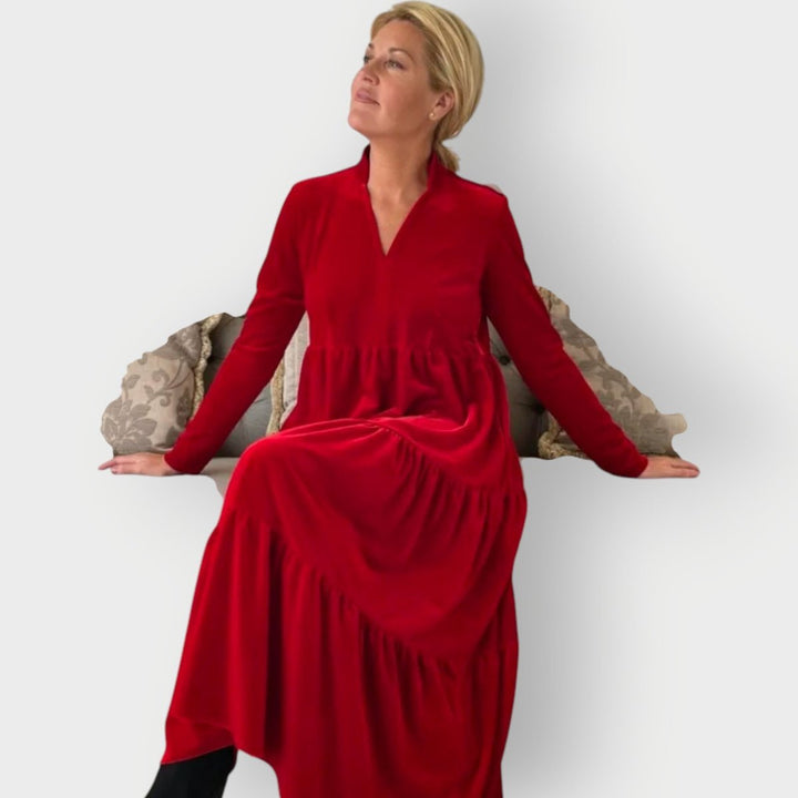 Erin | Classic Tiered Velvet Maxi Dress with Long Sleeves