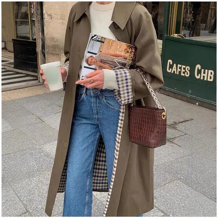 Hallie | Chic Long Coat in Oversized Checked Trench Style