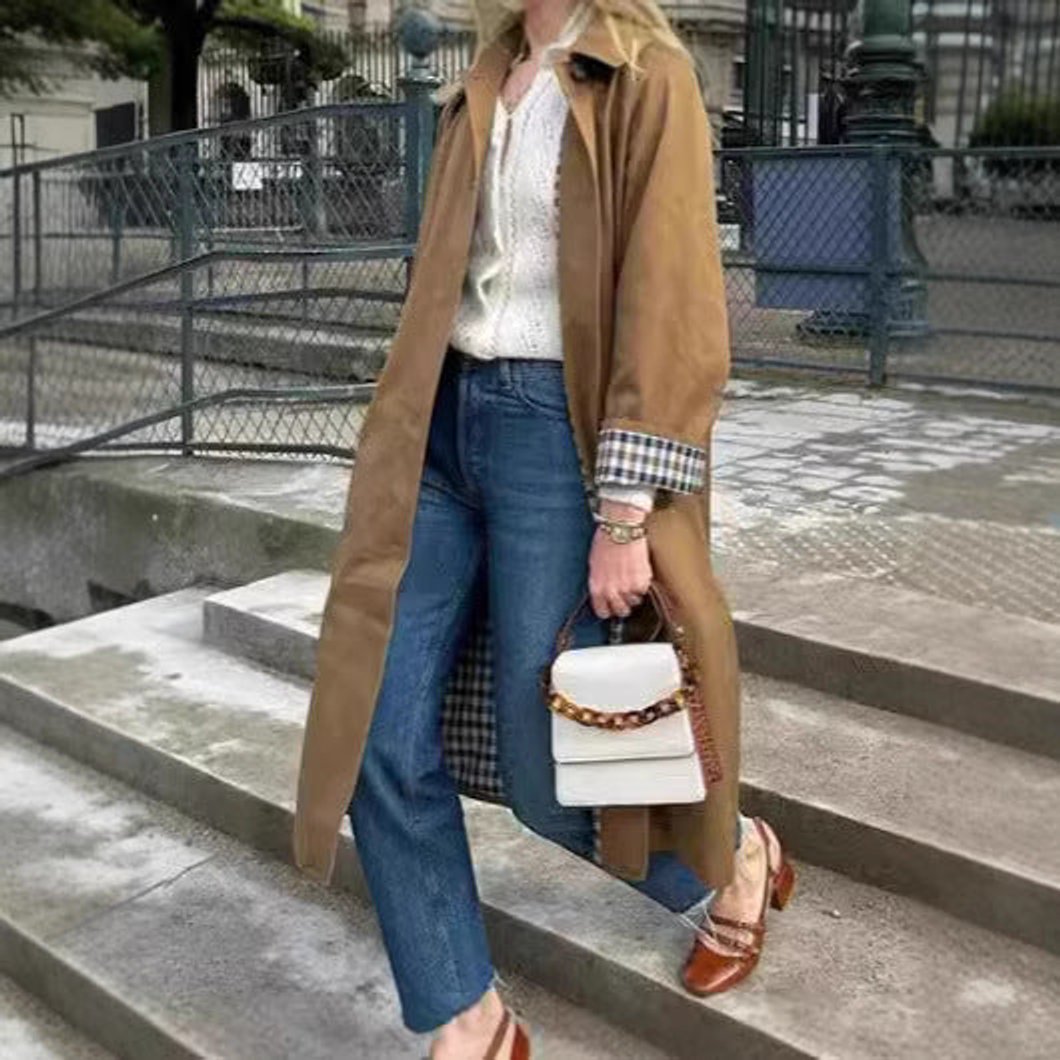Hallie | Chic Long Coat in Oversized Checked Trench Style