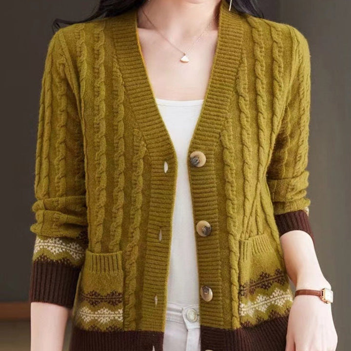 Lola | Effortless Cable Knit Christmas Jumper for Women