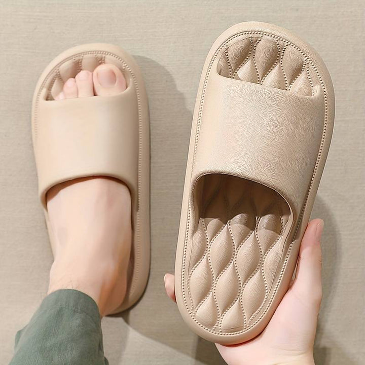 Luca | Cosy Non-Slip Cushioned Slide Slippers