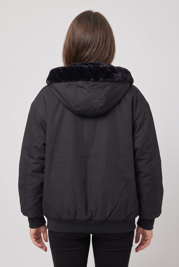 Mabel | Elegant Hooded Faux Fur Coat with Oversized Fit