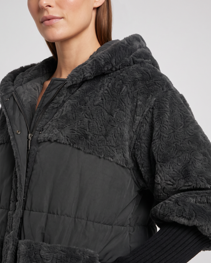 Maya | Elegant Hooded Faux Fur Coat with Ribbed Cuffs