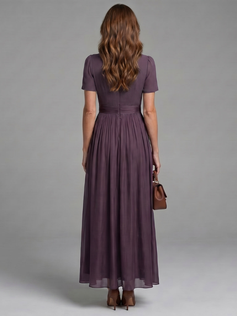 Mia | Graceful Keyhole Christmas Party Maxi Dress