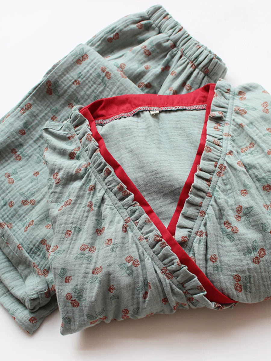Mia | Plus Size Floral V-Neck Ladies Pyjamas