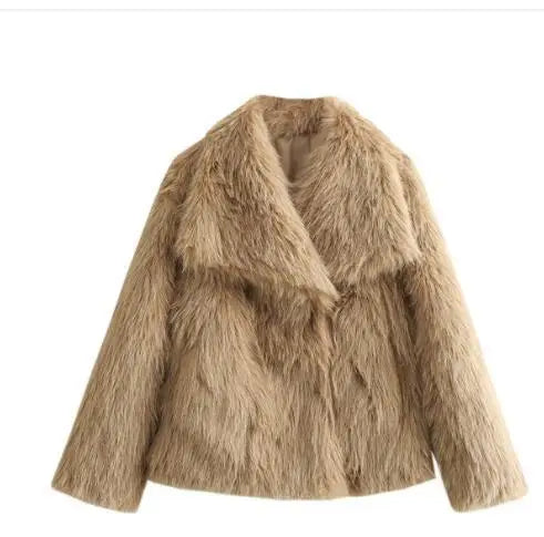 Ottilie | Cosy Oversized Faux Fur Coat with Statement Collar